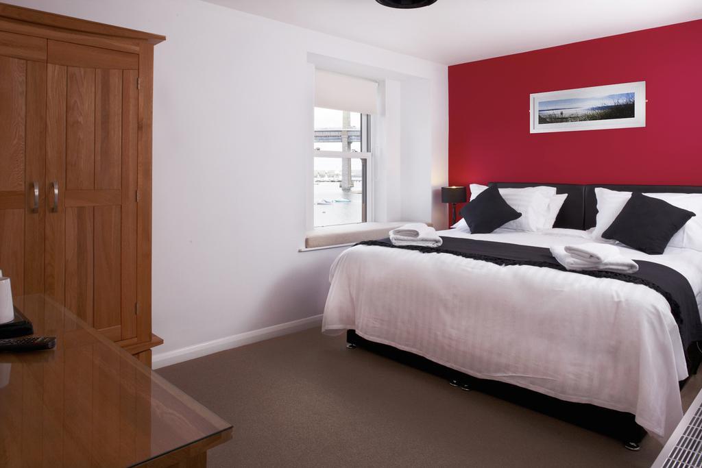 The Ferry House Inn Plymouth Habitación foto