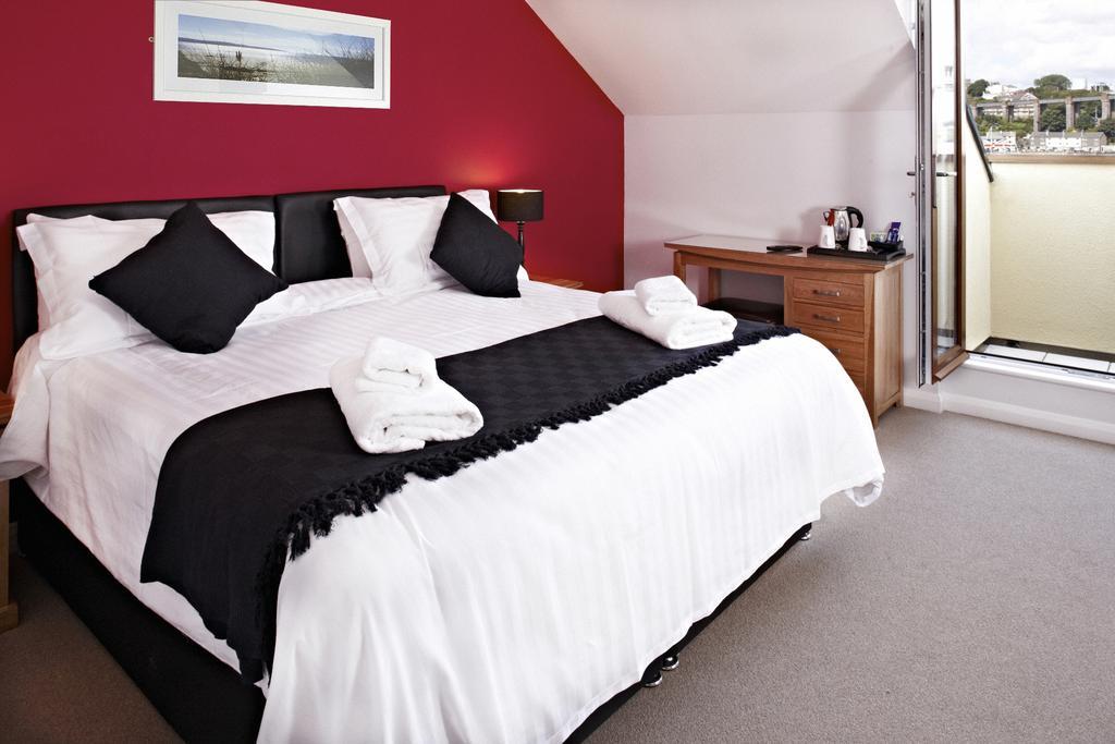 The Ferry House Inn Plymouth Habitación foto